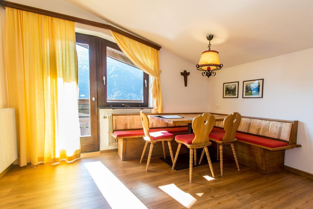 Ferienland Stubai Aparthotel ฟูลป์เมส ห้อง รูปภาพ